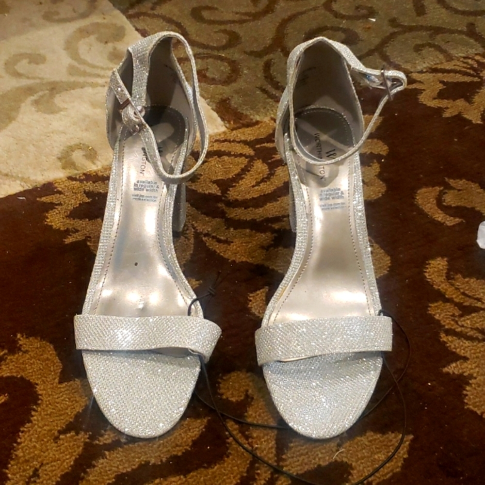 Womens shoes